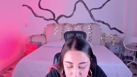 Lady  online show from September 14, 4:59 am