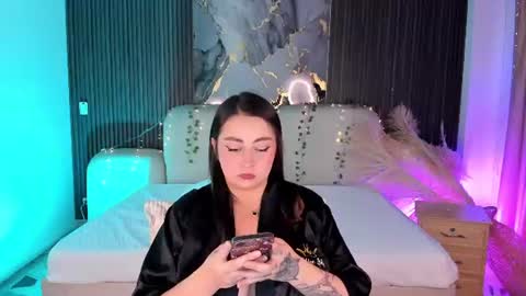 Lady  online show from July 4, 5:22 am