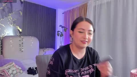 Lady  online show from June 4, 5:02 am