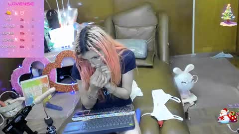 Skinnygirl online show from September 30, 2:00 am