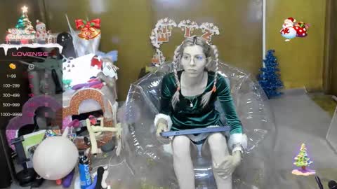 Skinnygirl online show from December 13, 11:55 pm