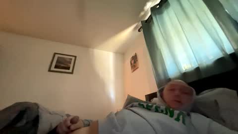 lag121689 online show from October 27, 5:13 pm