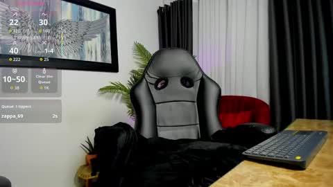 laila_angel online show from October 10, 2:17 am