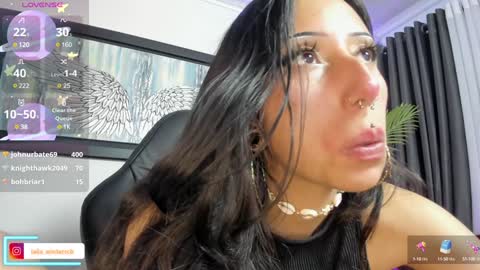 laila_angel online show from December 23, 11:06 pm