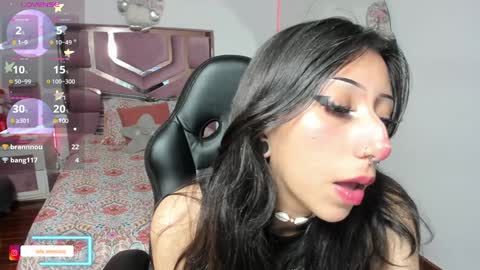 laila_angel online show from December 4, 10:35 pm