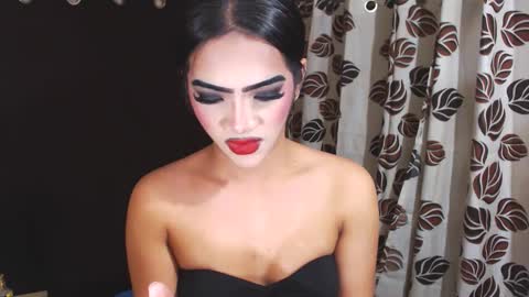 YoungMisstresslaira not into cheap online show from February 9, 12:30 pm