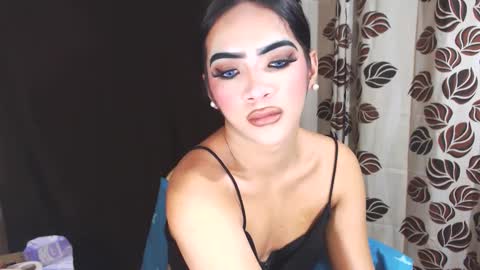 YoungMisstresslaira not into cheap online show from January 22, 7:03 pm