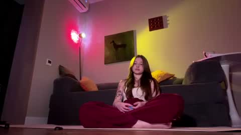 Hello guys Im Ann online show from June 10, 5:12 pm