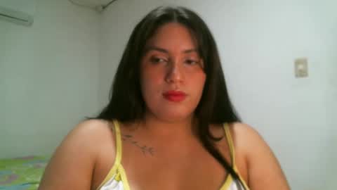 laura gomez online show from February 4, 3:11 am