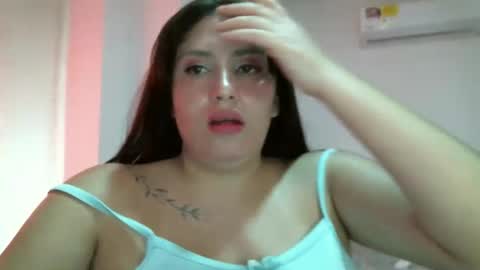 laura gomez online show from January 7, 7:38 pm