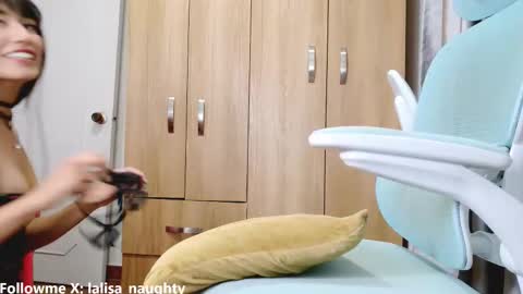 Lisa  online show from February 14, 10:12 pm