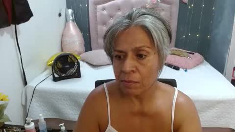 lalisha online show from January 16, 1:36 am