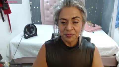 lalisha online show from June 19, 12:38 am