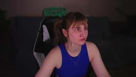 Kay online show from April 1, 7:22 pm