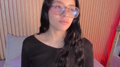 ... .          . ... online show from November 25, 1:21 pm