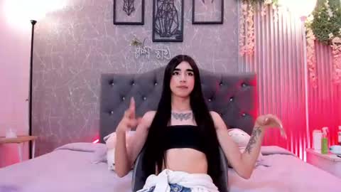 lana_gill online show from June 19, 7:53 pm