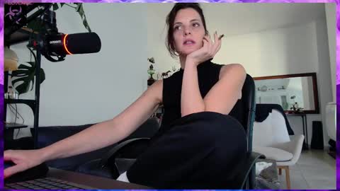 Lana The Virus online show from October 8, 1:06 pm