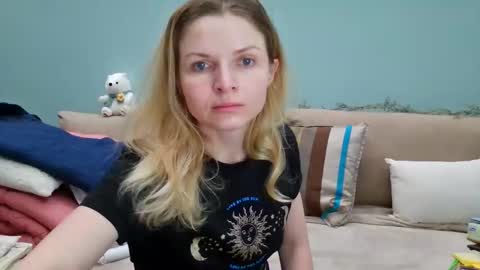 Lana online show from November 17, 9:28 pm