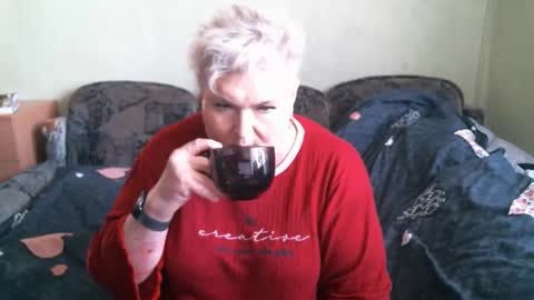 lanacat555 online show from March 29, 11:01 am