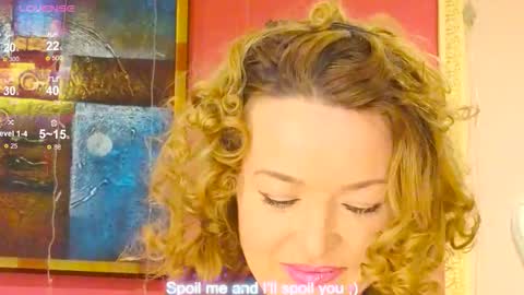 lanavibes online show from December 17, 11:39 am