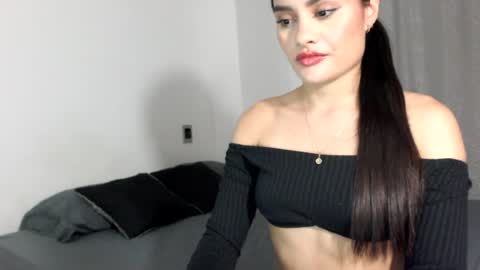 lanawinters1 online show from July 27, 2:09 am