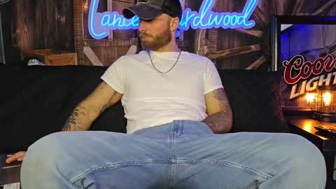 Snapshot of lancehardwood222 chatting on March 9, 2:07 am LANCE online show from March 9, 2:07 am