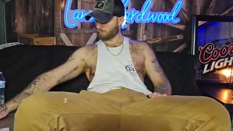 Snapshot of lancehardwood222 chatting on March 3, 2:15 am LANCE online show from March 3, 2:15 am