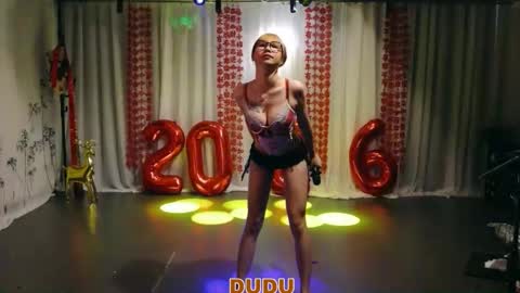 lankwaifong_cindy online show from February 28, 9:13 am