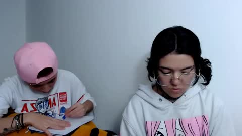 Snapshot of lannie_gonzales chatting on February 12, 1:19 am LANNIE online show from February 12, 1:19 am