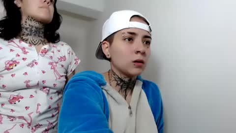 Snapshot of lannie_gonzales chatting on March 6, 3:02 pm LANNIE online show from March 6, 3:02 pm