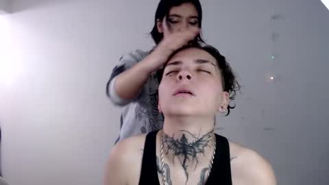 Snapshot of lannie_gonzales chatting on December 17, 3:27 pm LANNIE online show from December 17, 3:27 pm