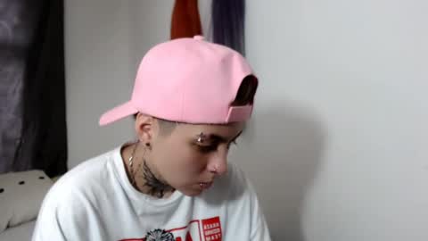 Snapshot of lannie_gonzales chatting on February 11, 4:56 pm LANNIE online show from February 11, 4:56 pm