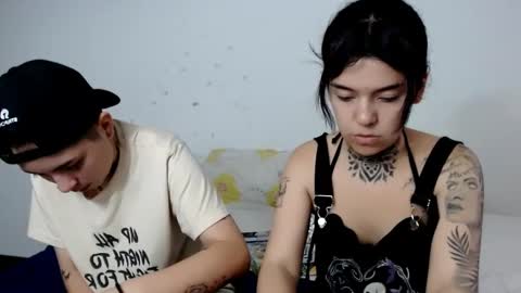 Snapshot of lannie_gonzales chatting on February 9, 3:01 pm LANNIE online show from February 9, 3:01 pm