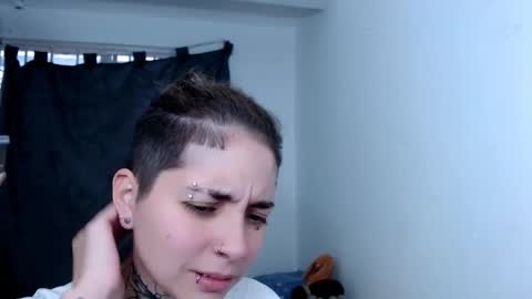 Snapshot of lannie_gonzales chatting on March 10, 10:55 pm LANNIE online show from March 10, 10:55 pm