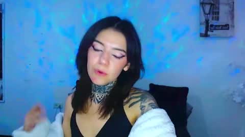 Snapshot of lannie_gonzales chatting on September 10, 5:36 pm LANNIE online show from September 10, 5:36 pm