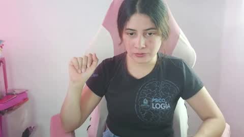 LARA online show from June 12, 5:34 pm