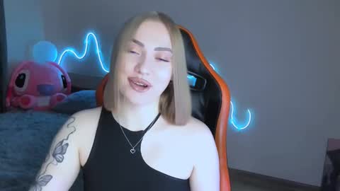 LaraKrein lk online show from February 23, 1:35 pm