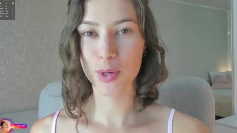 Lara  online show from September 10, 1:45 pm