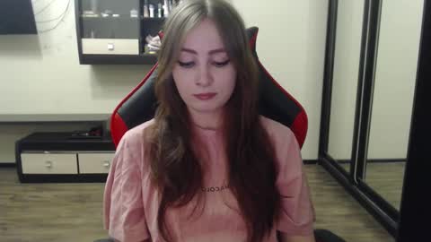 Laralianna online show from February 22, 8:09 pm