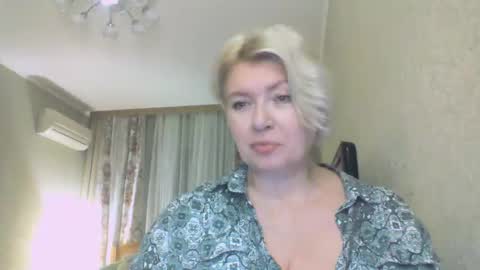 Snapshot of laramrs chatting on October 23, 4:52 pm laramrs online show from October 23, 4:52 pm