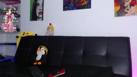 laramucci online show from February 3, 7:40 pm