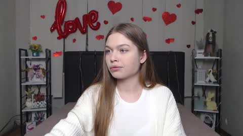 LaraPika online show from February 7, 6:11 pm