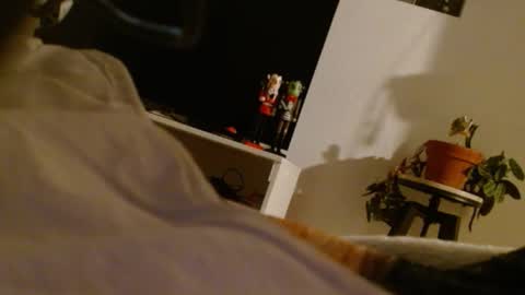 laratonydusud online show from October 12, 7:05 pm