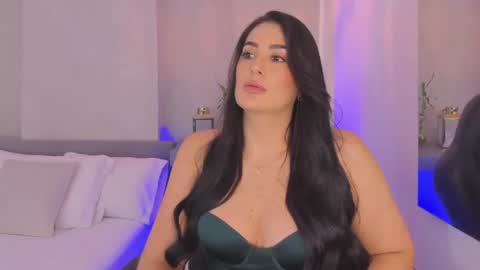 Laura online show from June 12, 2:54 am