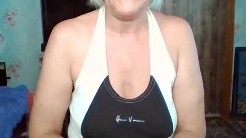 larisaq4ugo24 online show from July 20, 7:22 am