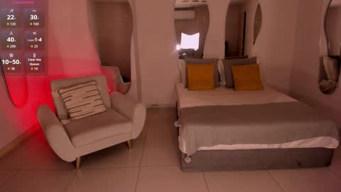 Larisa Smirnov online show from November 12, 4:15 am