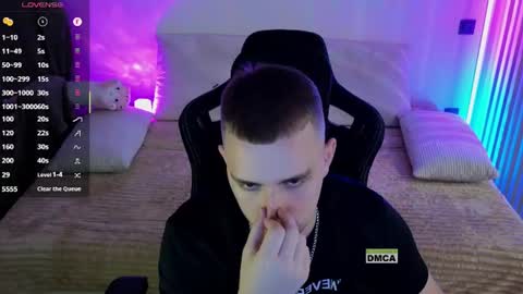 Lars online show from July 28, 9:36 pm