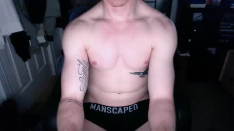 Snapshot of latepleasures chatting on March 5, 8:00 am latepleasures online show from March 5, 8:00 am