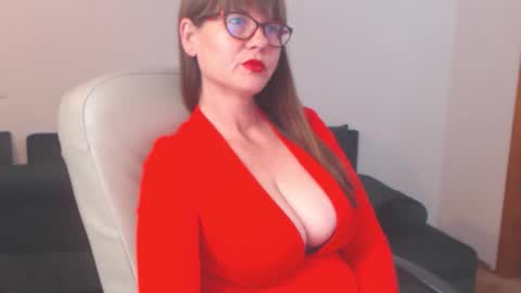 Snapshot of latexgoddesss chatting on October 20, 6:46 pm Jade online show from October 20, 6:46 pm