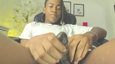 kay online show from April 29, 11:09 pm